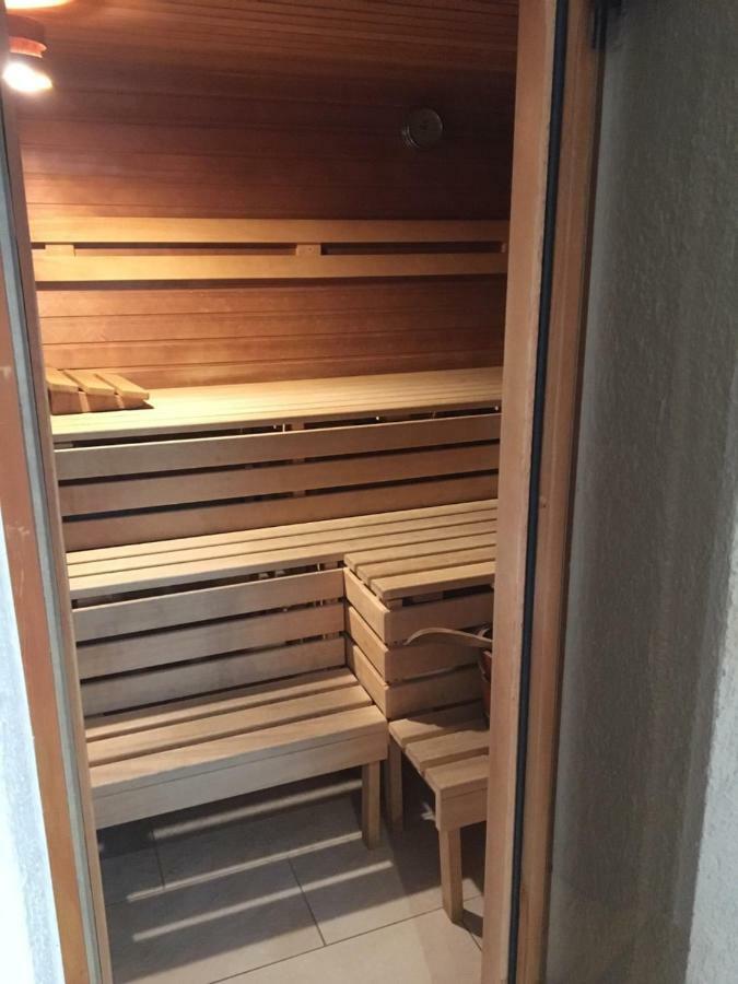 Hotel Apollo Garni Regensburg Buitenkant foto
